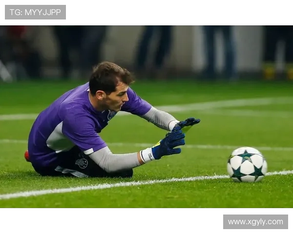 伊克尔·卡西利亚斯传奇生涯回顾与西班牙足球历史地位解析